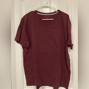 Express V-Neck Short Sleeve Tee with Subtle Dot Pattern